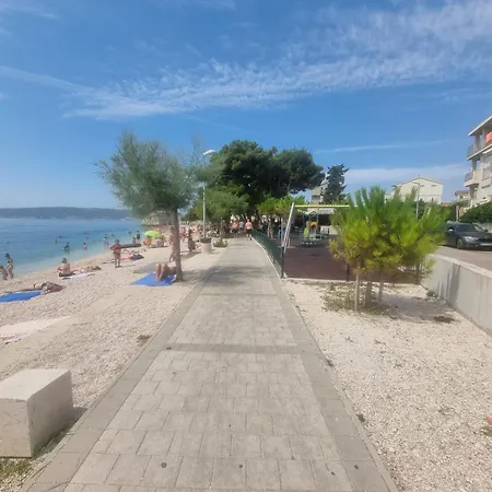 La Me * Kastela