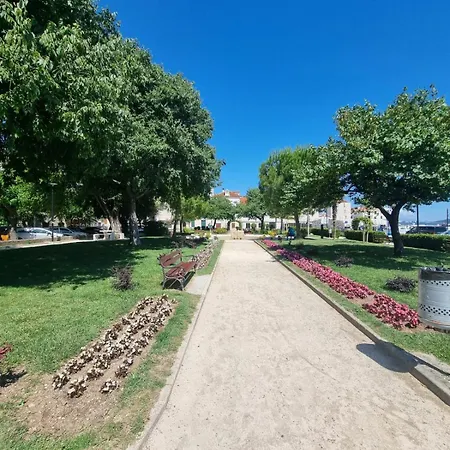 La Me Daire Kastela